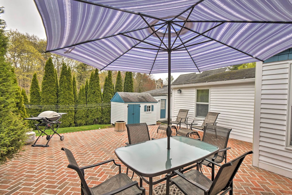 Kennebunk Home w/ Yard < 1 Mile to Dock Square! - Property Image 1