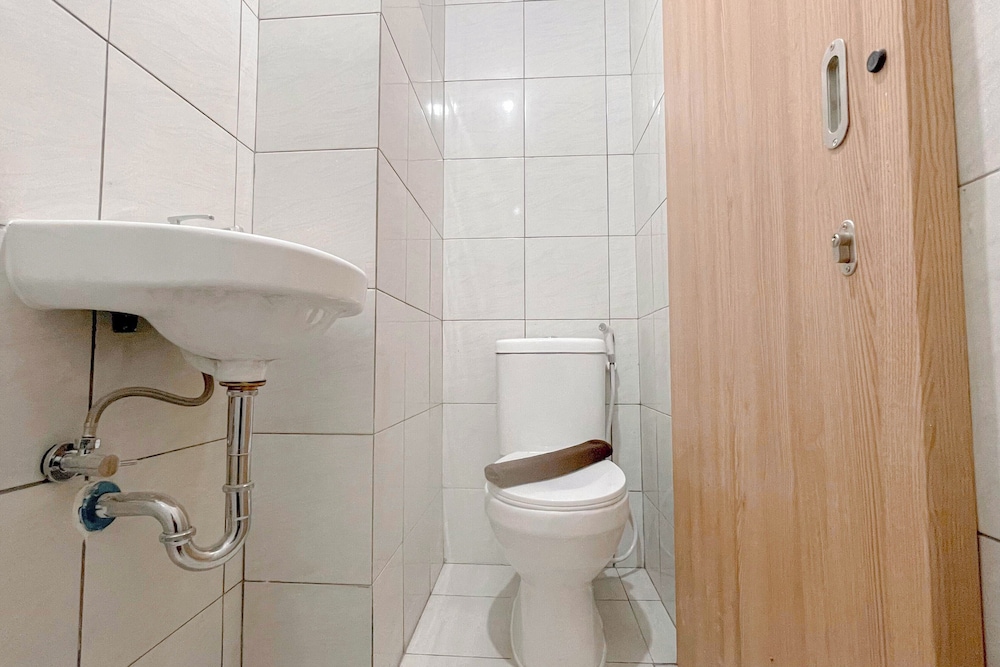 Good Deal Studio Room (No Kitchen) Apartment Bandaraya - Tallasa City Makassar