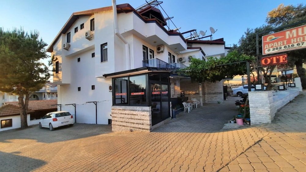 Mut Hotel