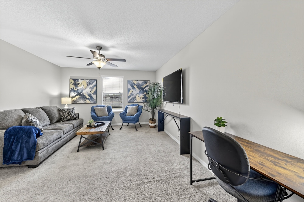 Spacious Getaway Near Apollo Beach 5 Bedroom Home