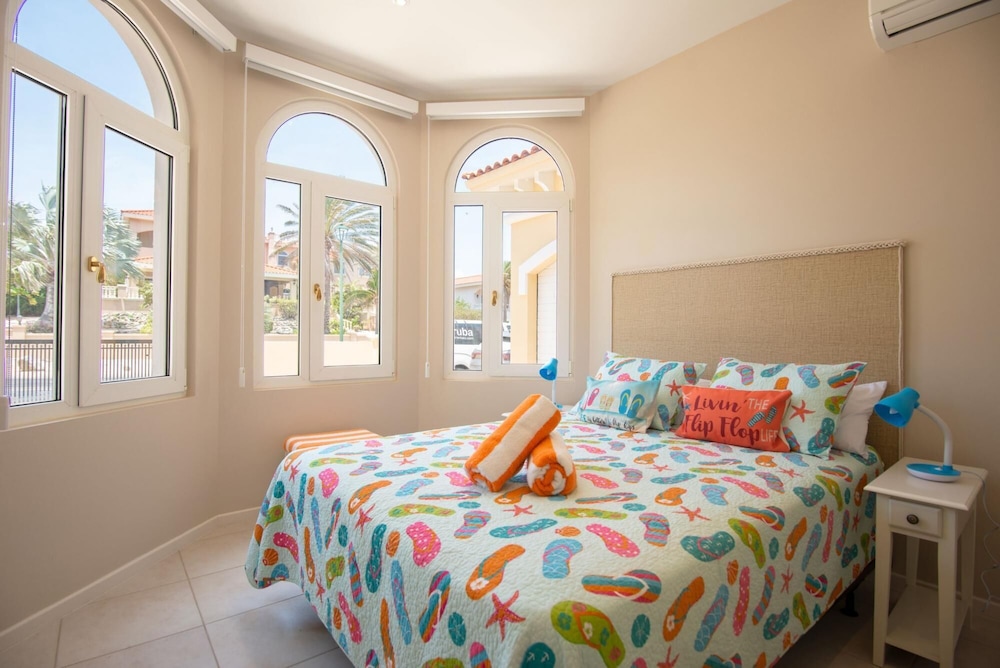 This One of a Kind Amazing Aruba Beach House