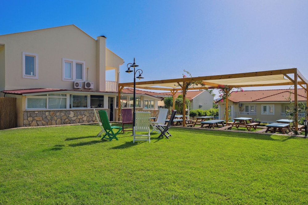 Larimar Suite Otel - Image 56