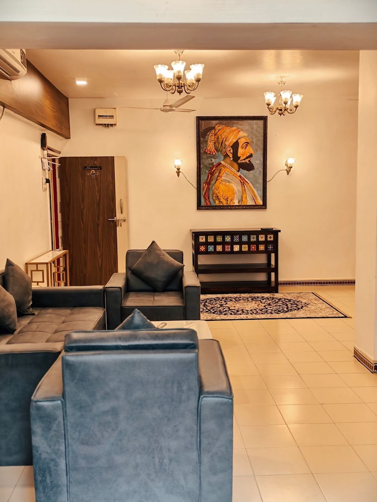 Osho Apartments