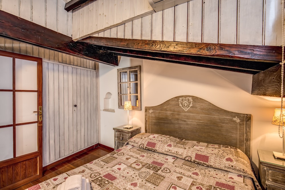 The House In Trastevere