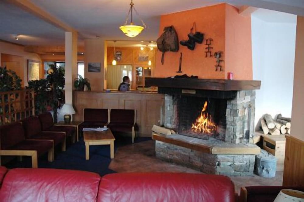 Valmeinier Vacations - Hotel L'Aigle - Property Image 10