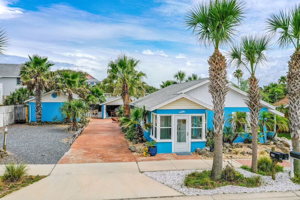 The CrabTrap at Flagler Beach by Distinctive Beach Rentals