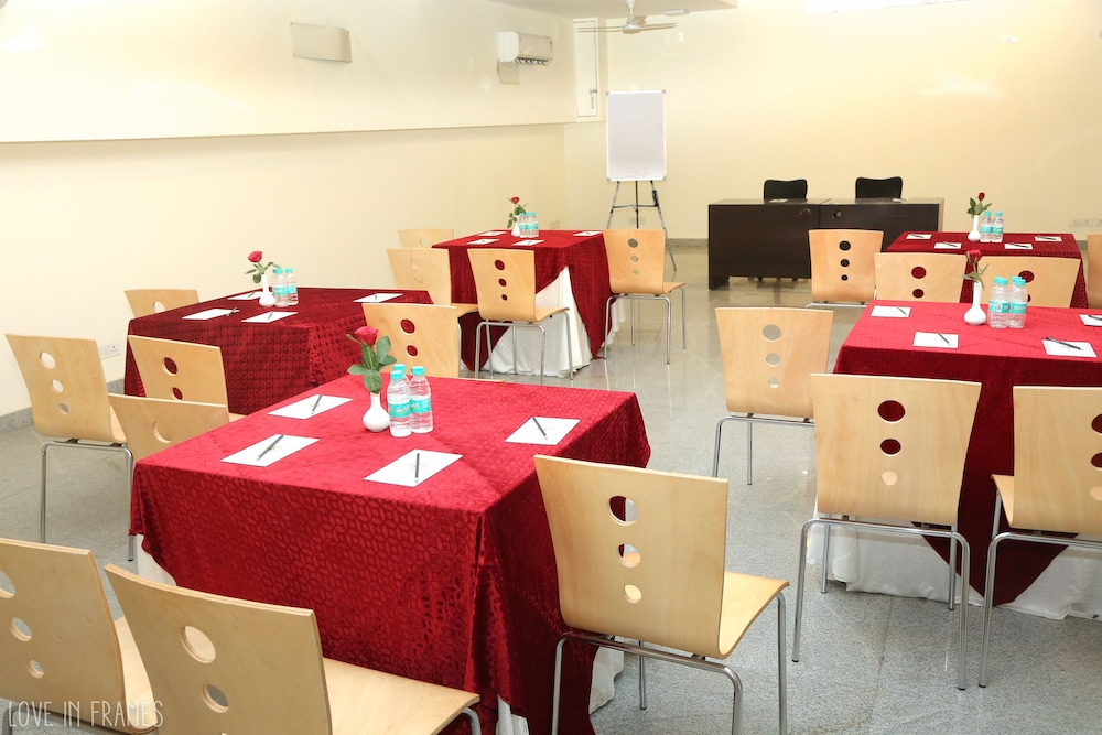 meeting & event spaces