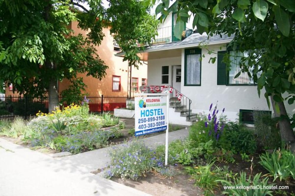 Kelowna Okanagan Lake Hostel
