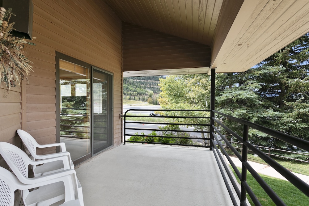 Courchevel at Deer Valley Resort - Two Bedroom Condo #C101 2 Condo