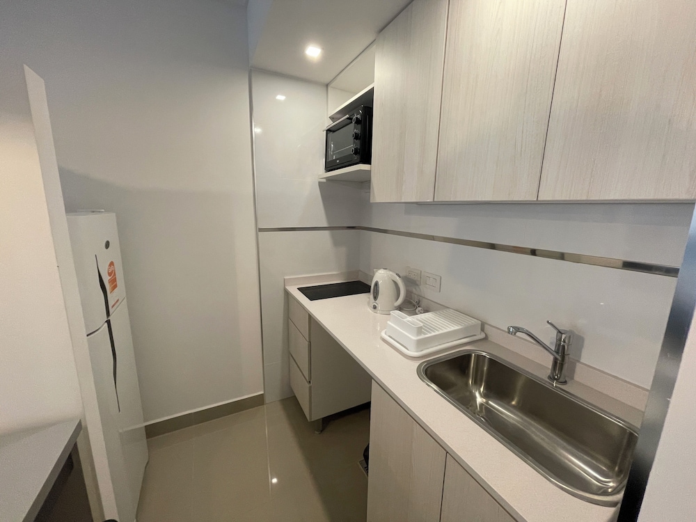 Ayres Suites Moreno