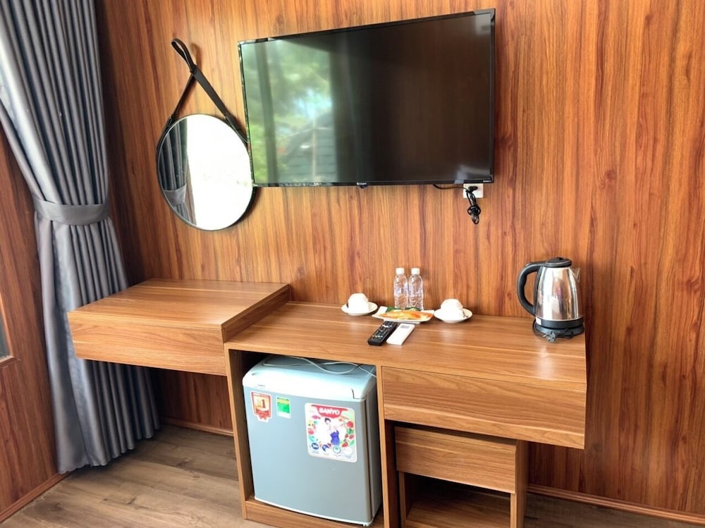 PV BEACH BUNGALOW