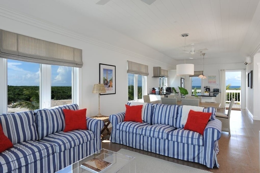 Buttonwood Reserve Compound - Compound W/beach, Pool, Pickleball 17 Bedroom Condo