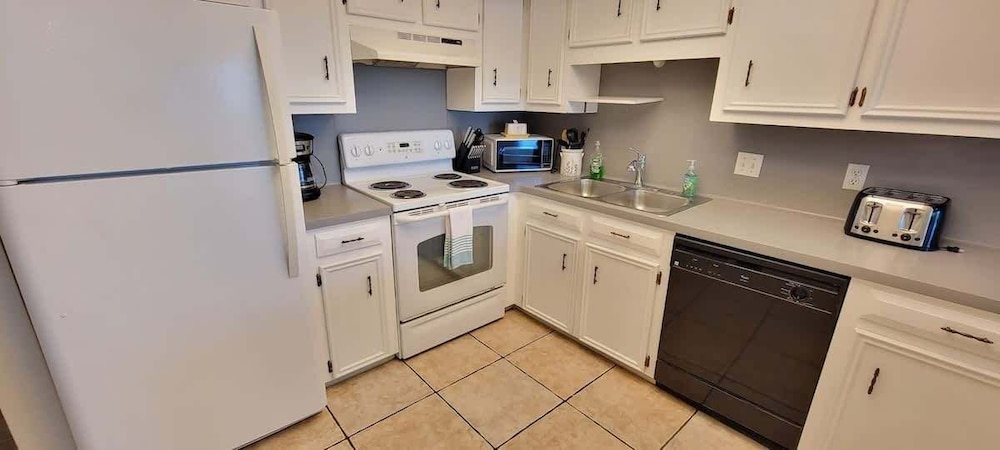 Bay View Great Deck Pool 2 Levels & 3 Bedr 3 Bedroom Condo
