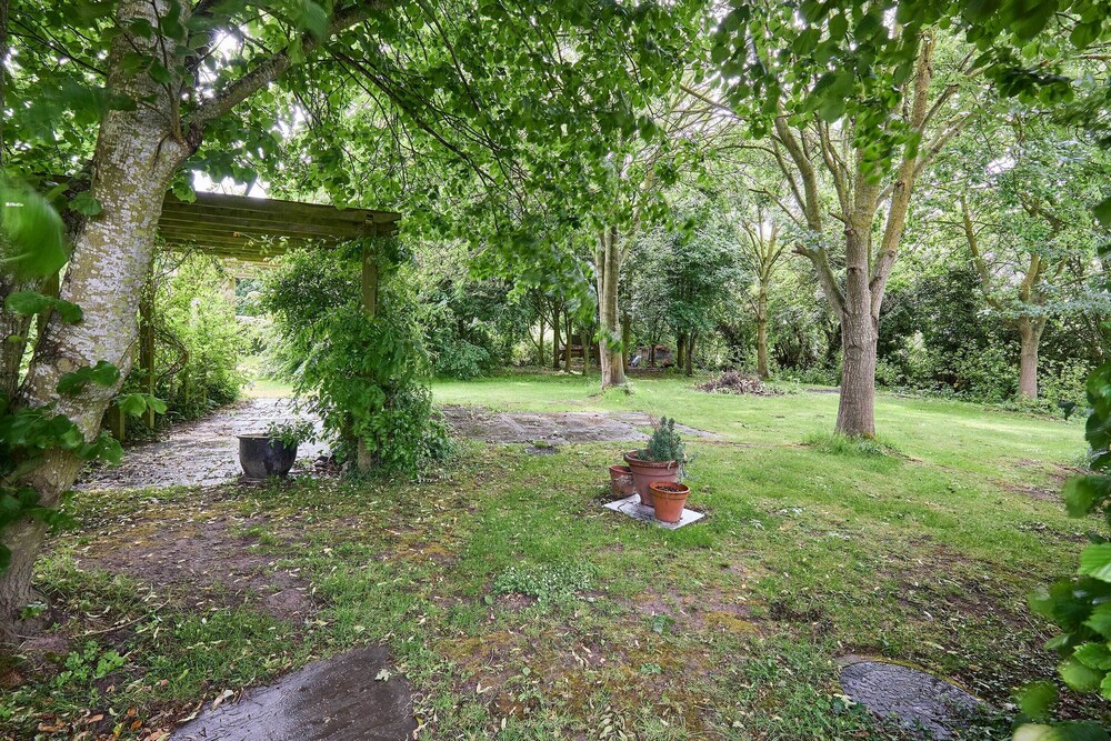 Host Stay Kestrel Cottage