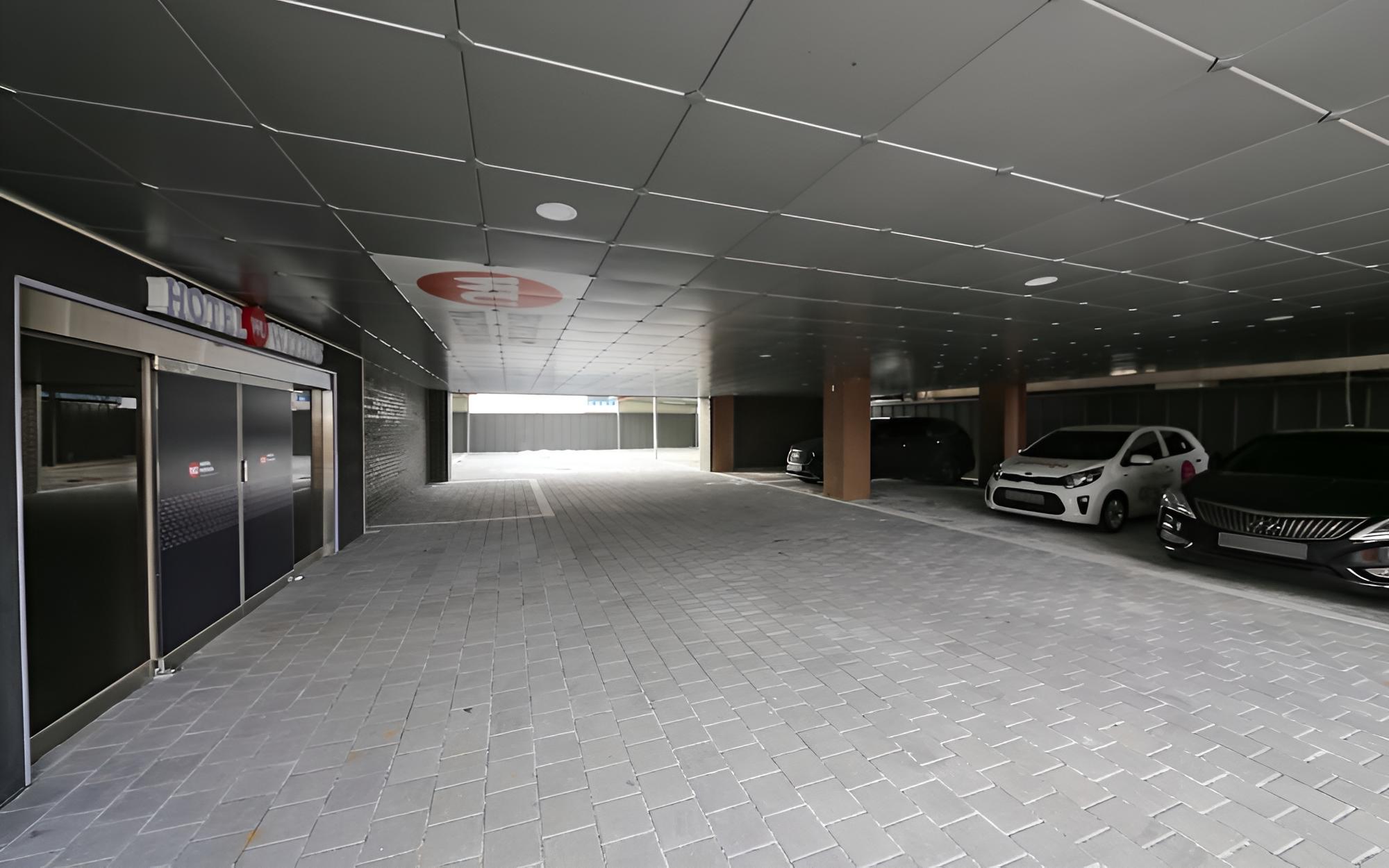 Gunsan Hotel Withus view 5