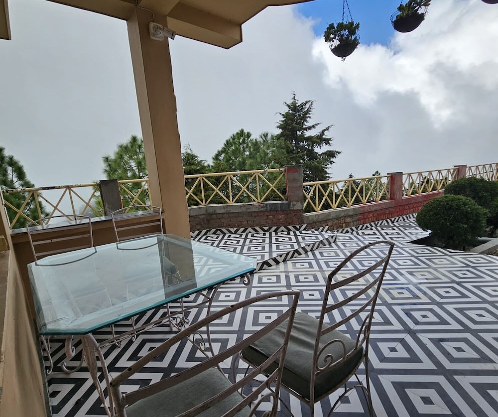 HR Windsong Homestay