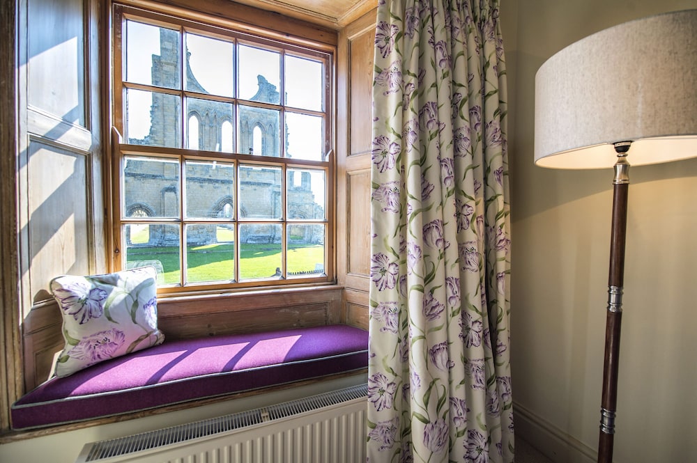 Byland Abbey Inn view 3