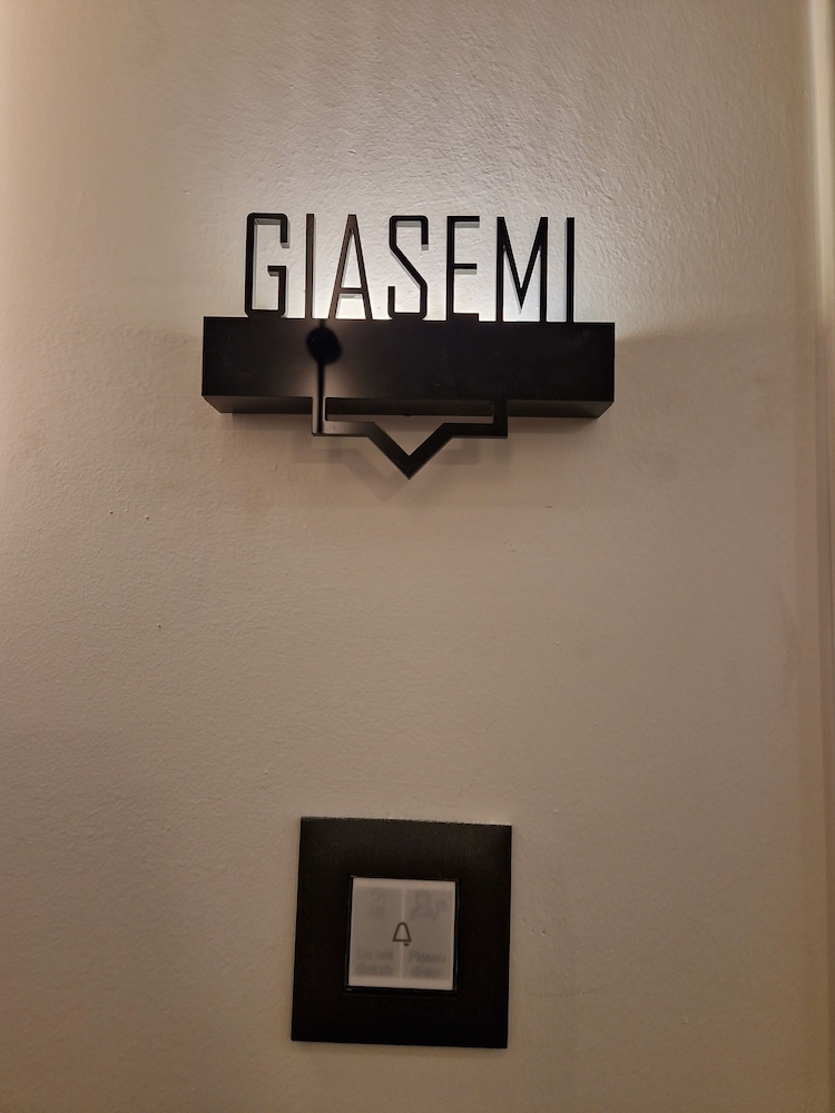 Jensen Luxury Suites