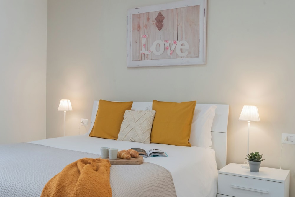 Zezio 44 by Rent all Como