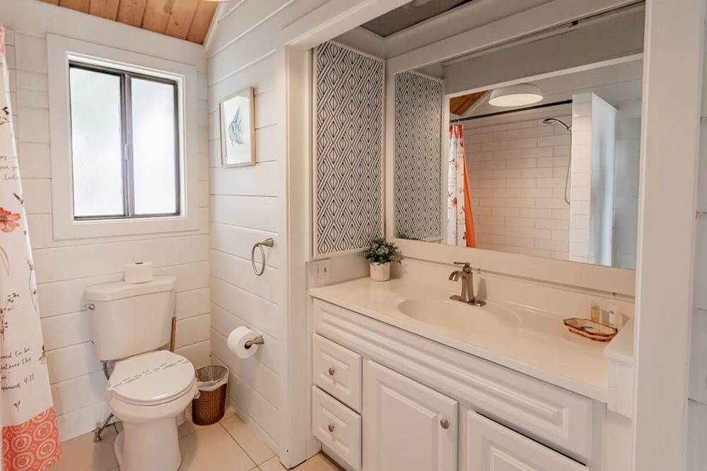 Pelican Beach Private Ocean Front Beach House- Sleeps 10 Bring Your Surf Boards