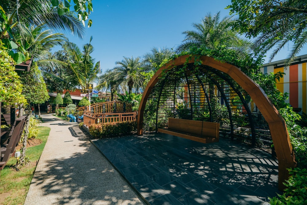 Rawayana West Villas & Kids Park