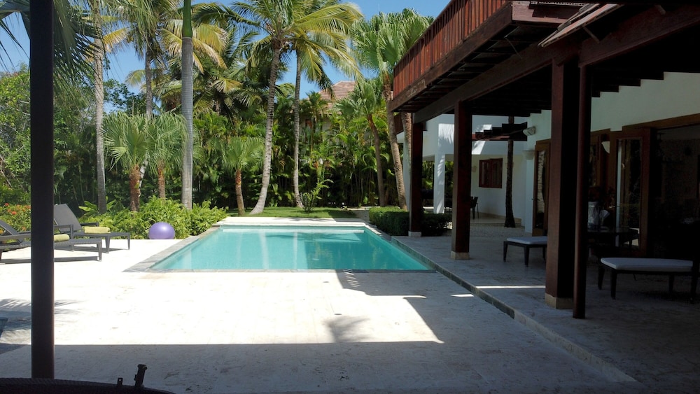 Private Pool Villa in Puntacana Resort Club view 4