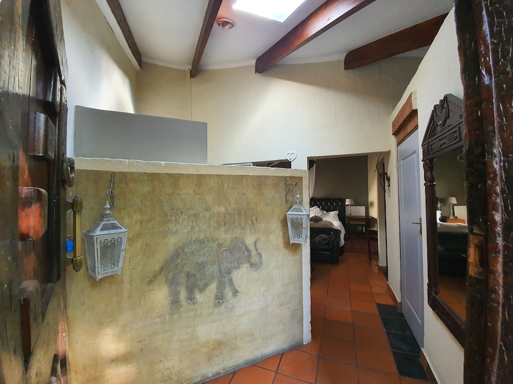 Waterhouse Guest Lodges 295 Indus Street