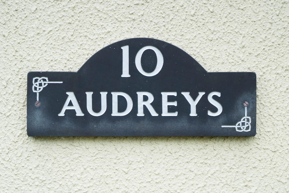 Audreys - 3 Bed Holiday Home - Manorbier