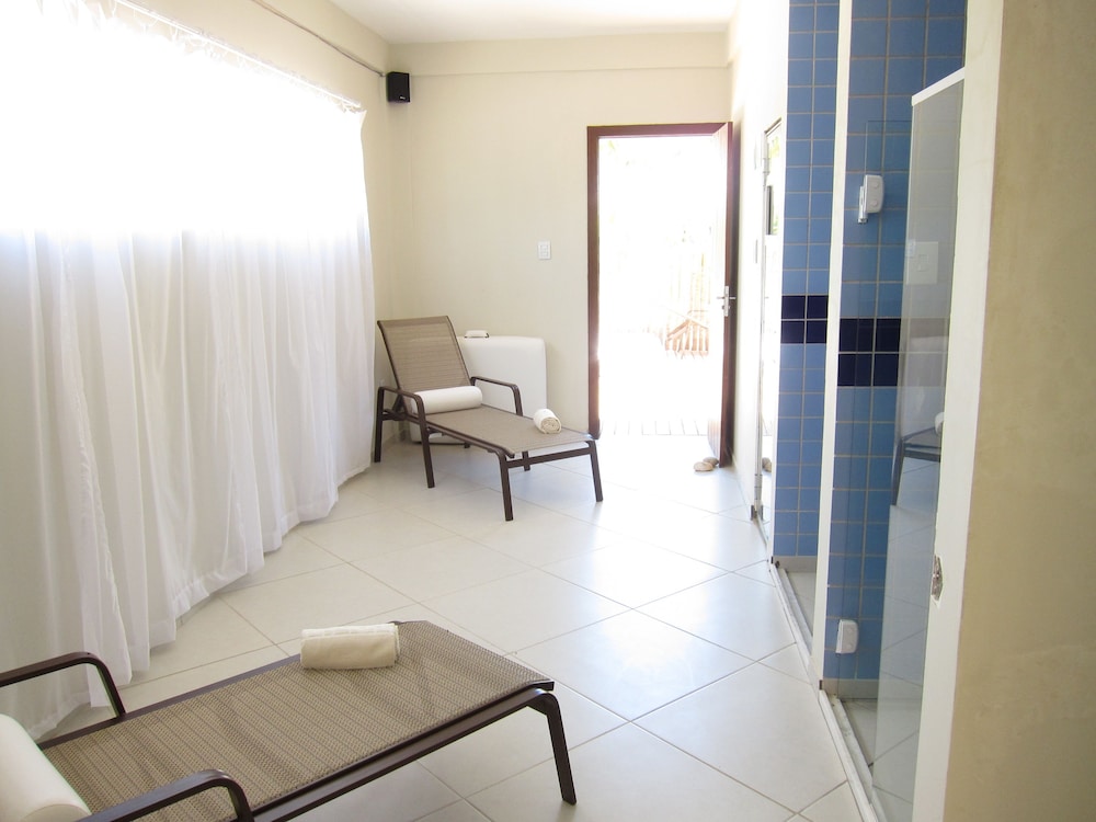 Makaira Beach Resort