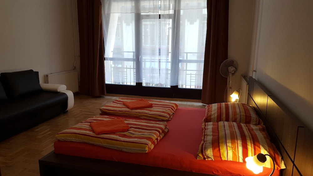 Boomerang Hostel view 3