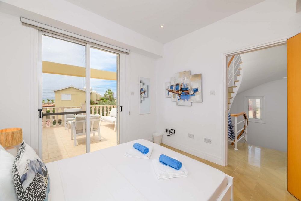 Sirens Beach House in Ayia Napa