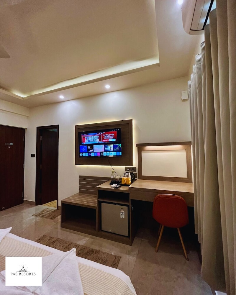 PAS RESORTS