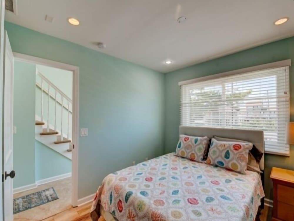 Sweet N Salty 3 Bedroom Townhouse