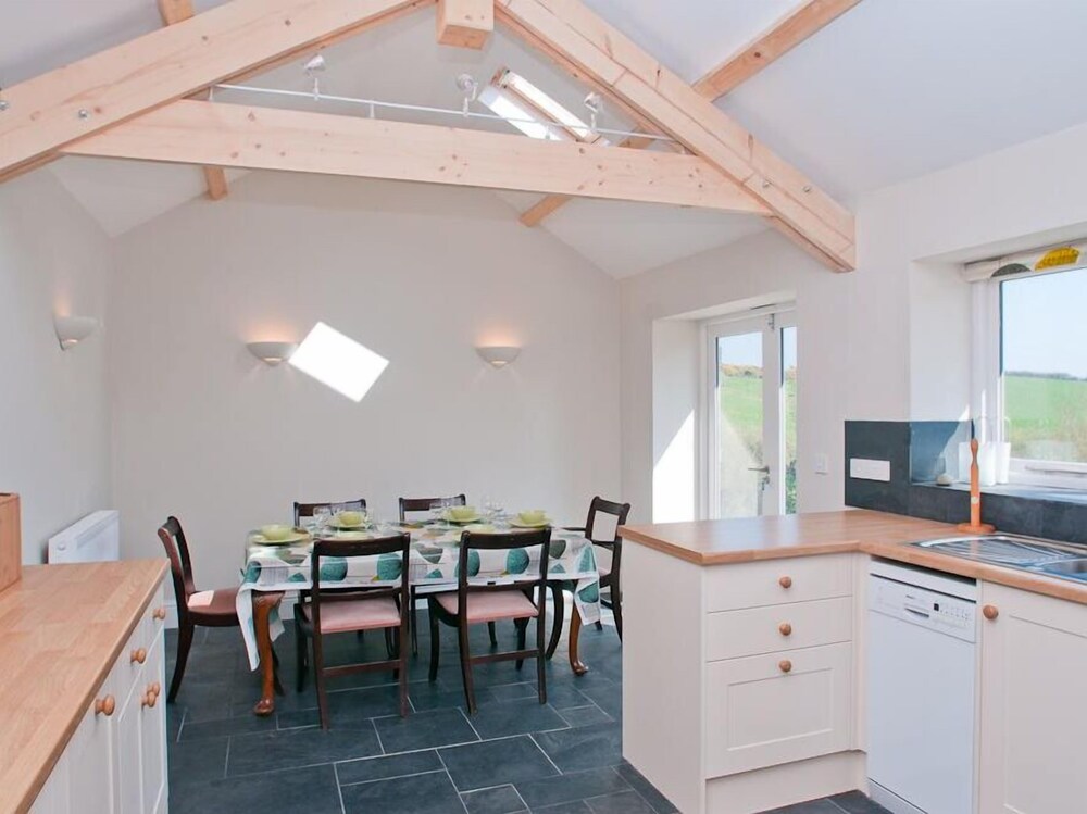 Hazel Cottage view 4