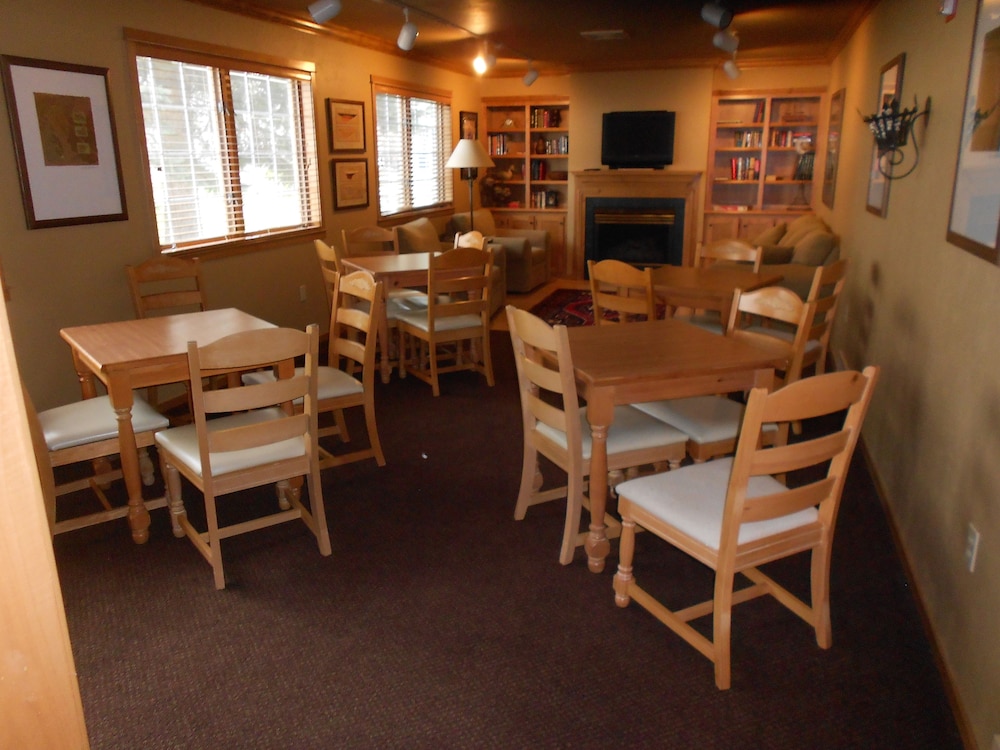 Homestead Suites