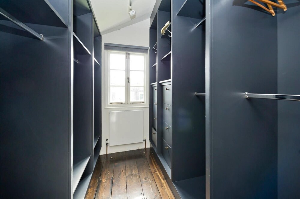 Stylish 5 Bed House in St John s Wood Maida Vale