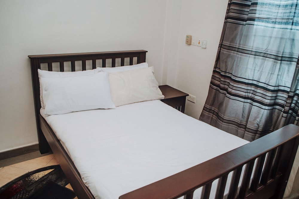 Stunning 2-bed Apartment in Dar es Salaam view 2