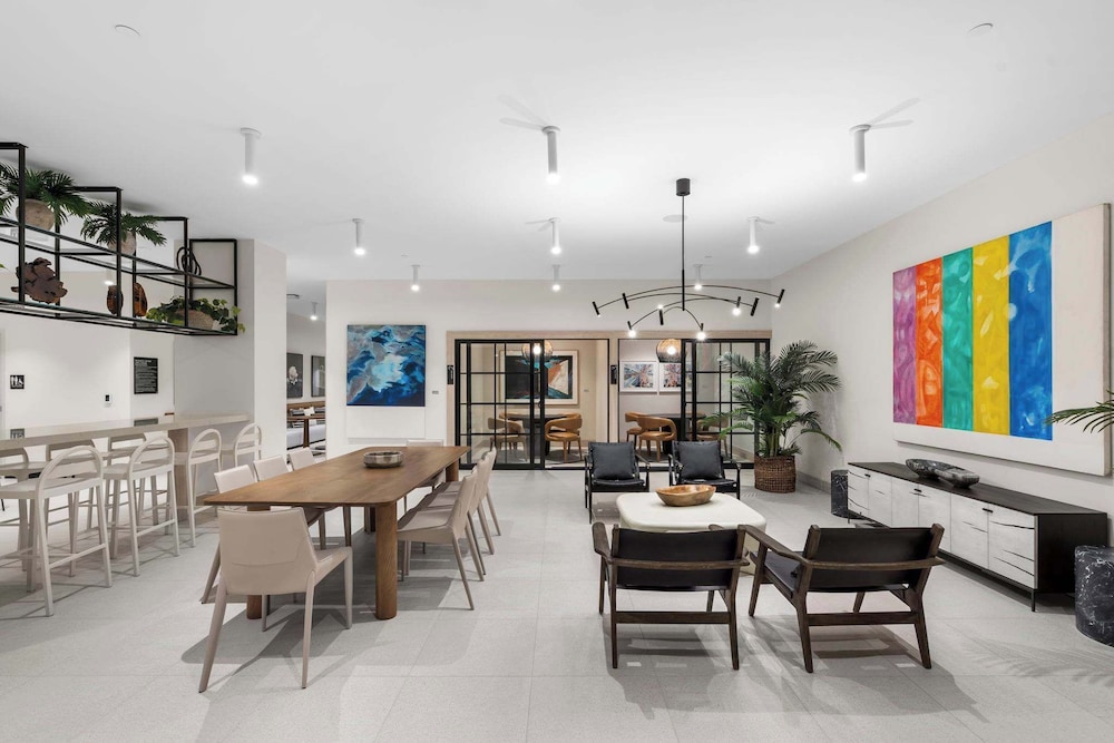 Luxury City Views in Downtown Miami