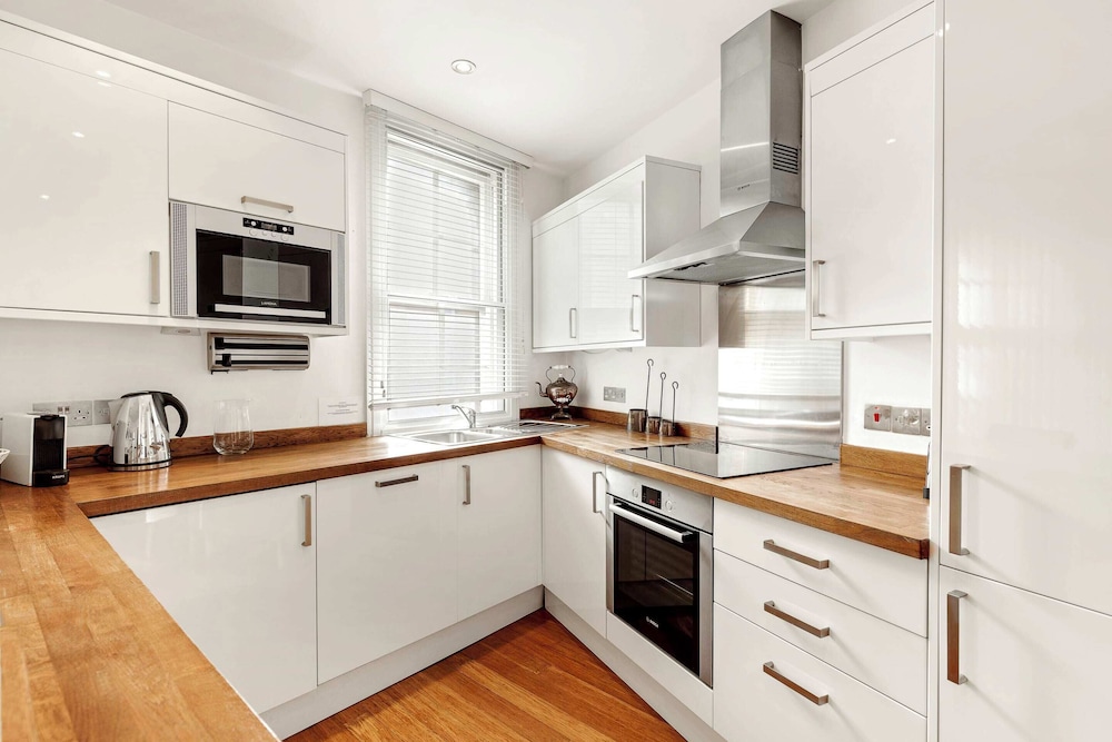 Lovely 1 Bed Home With Garden