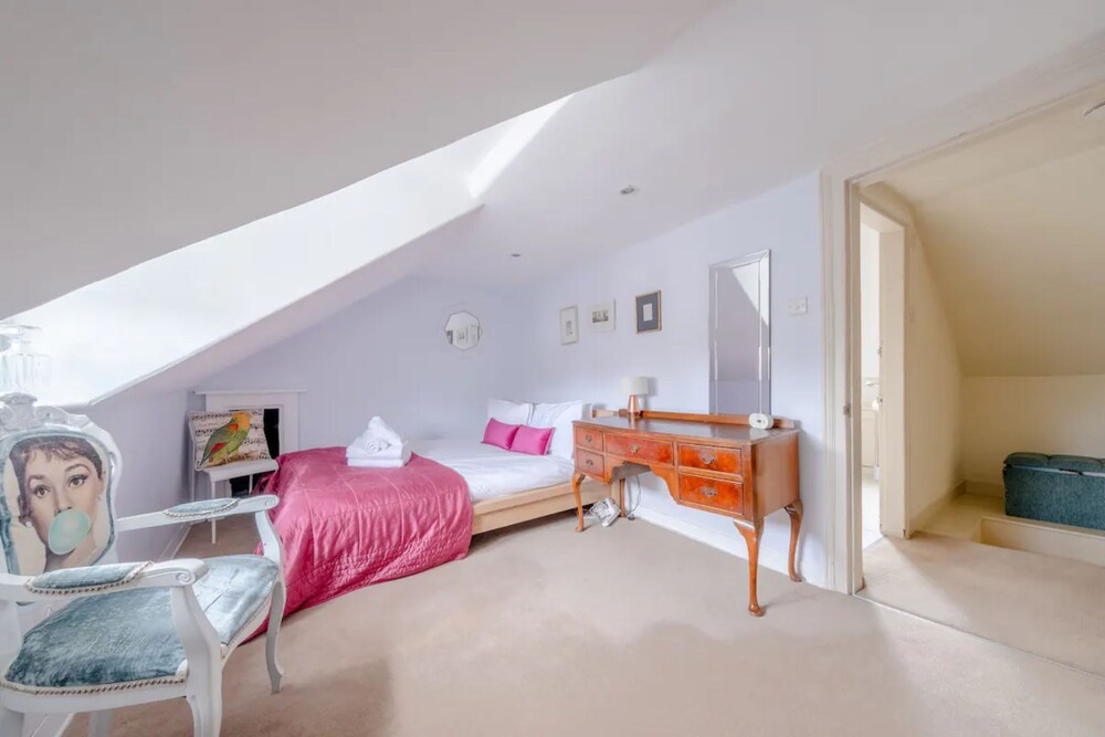 Beautiful and Central 3 Bedroom Retreat in Angel