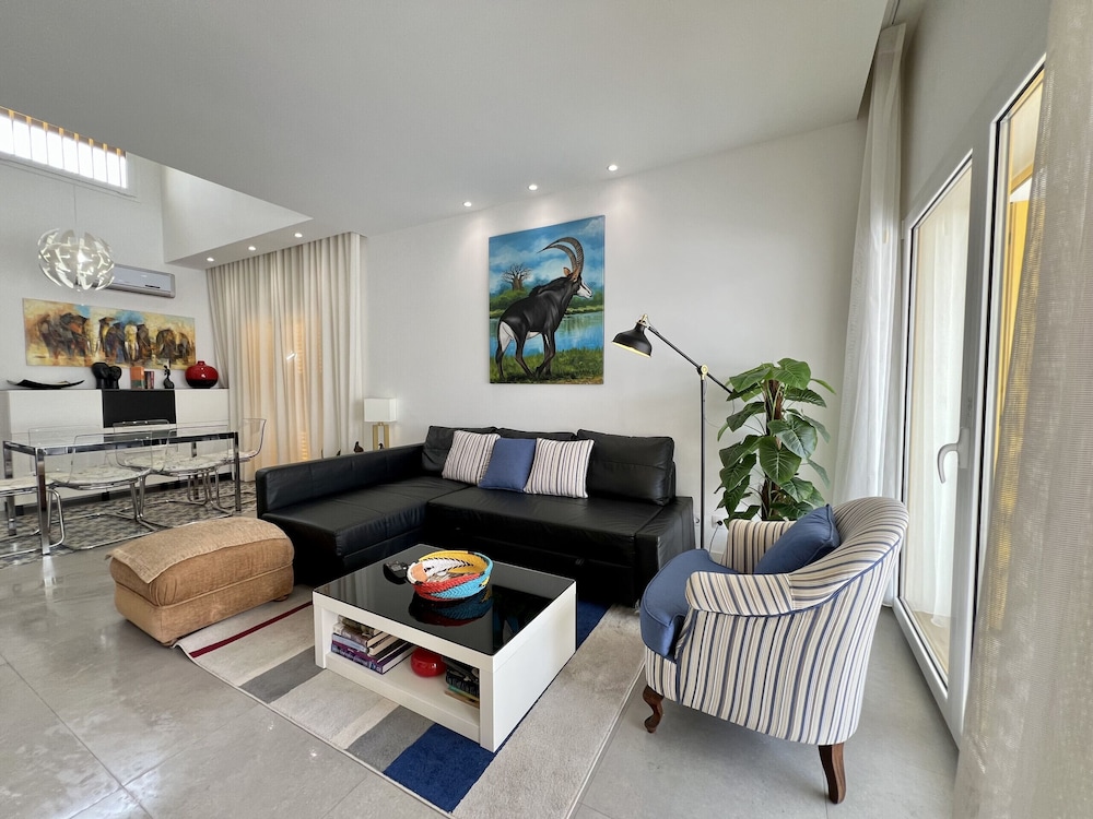 Vilamoura Club Villa 3 by Homing