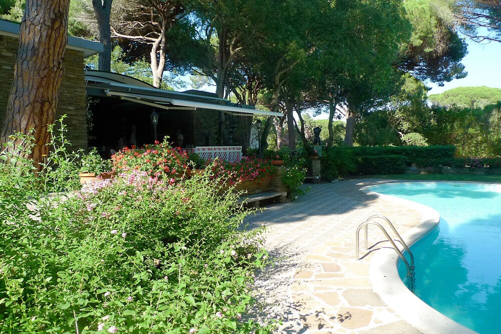 Villa La Sugheretta a Punta Ala con Piscina