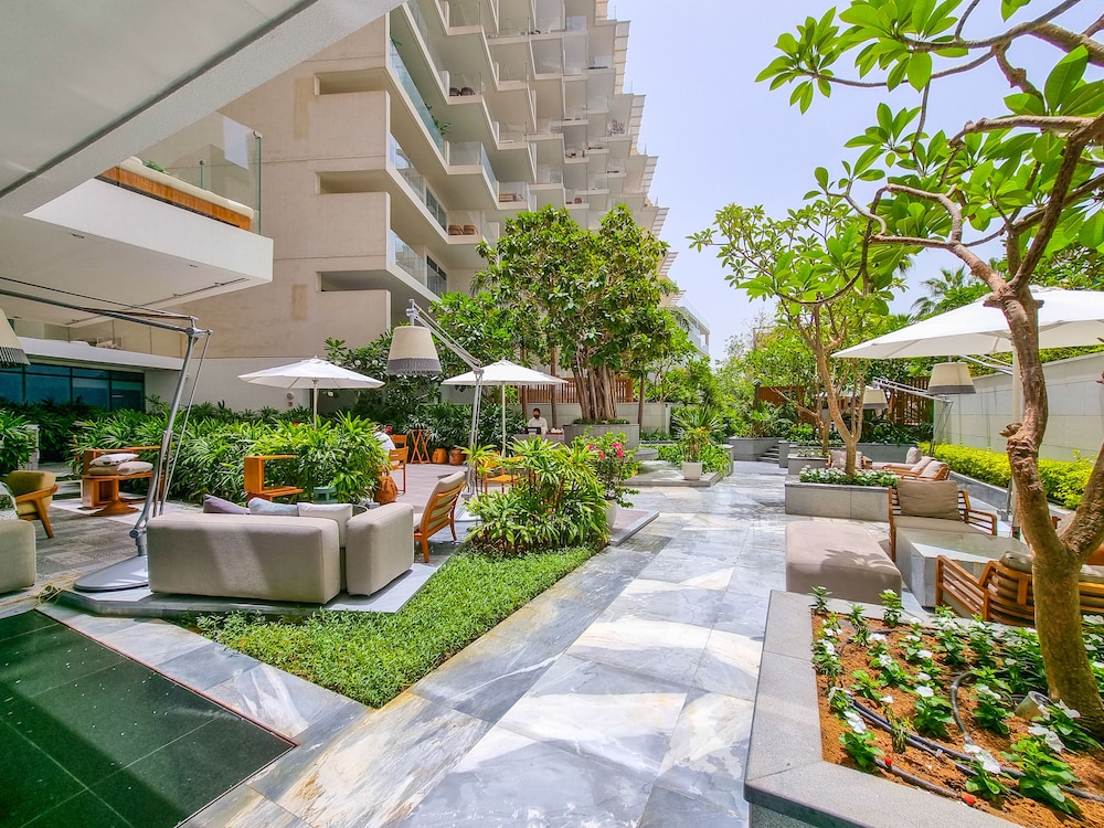 EDEN'S Homes & Villas - FIVE Residences