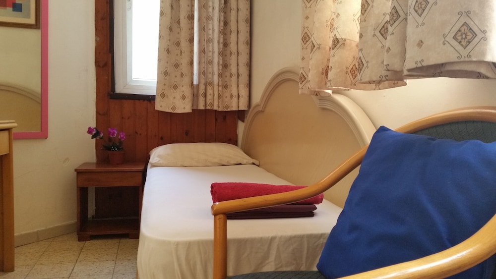 Sky Hostel