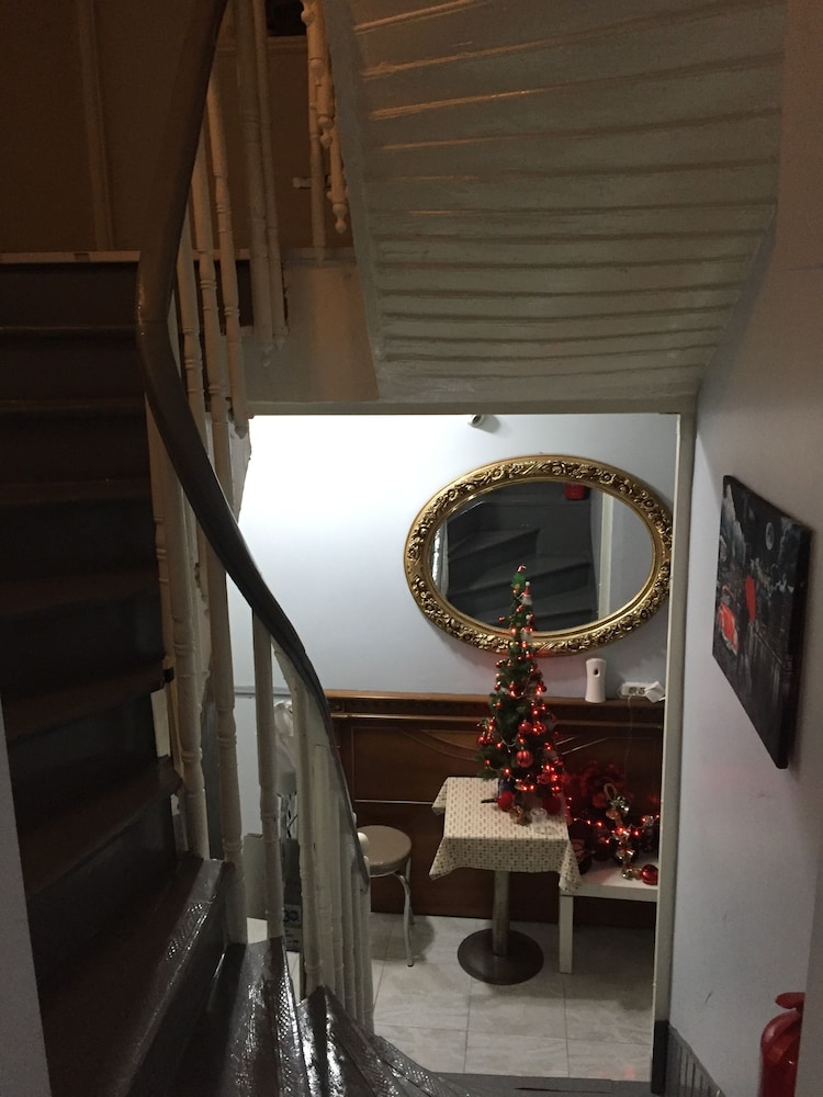 Sunrise İstanbul Süitleri - Image 33