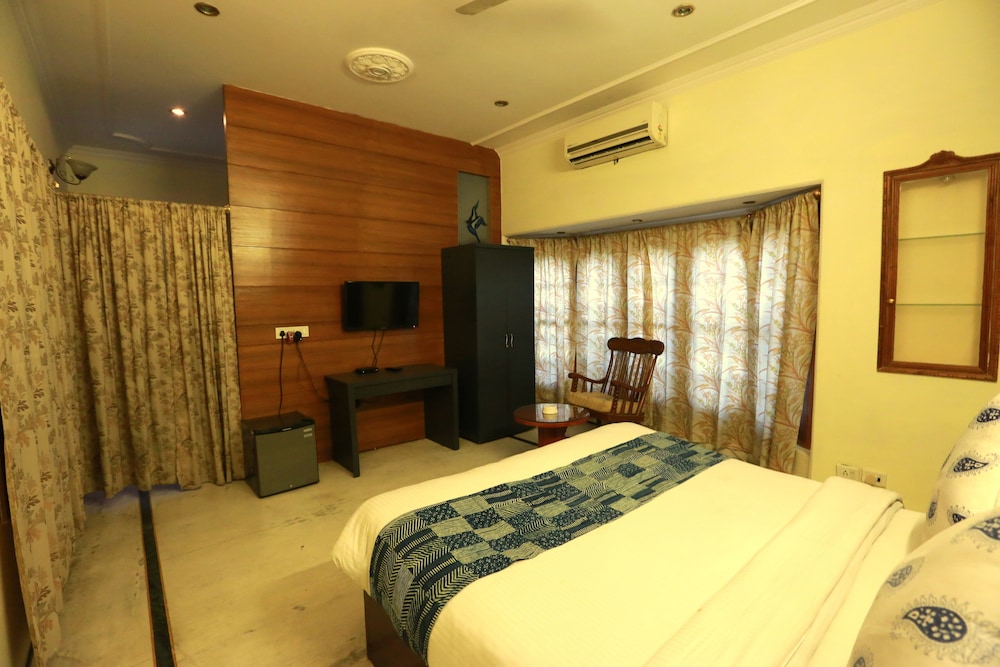 OYO 5634 IVY Stays - Manoj Pandey Chowk