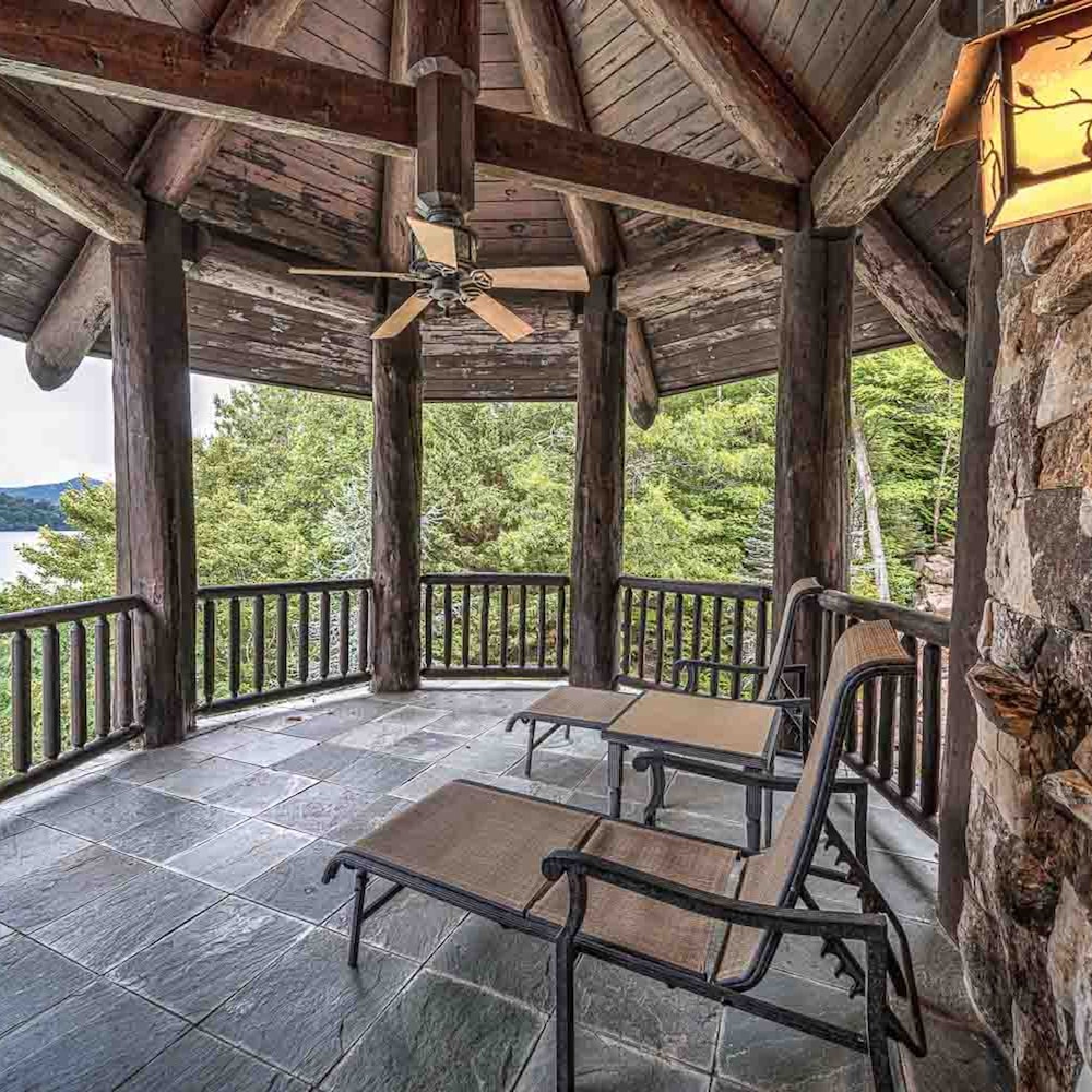 Forge Lake Lodge in Topton