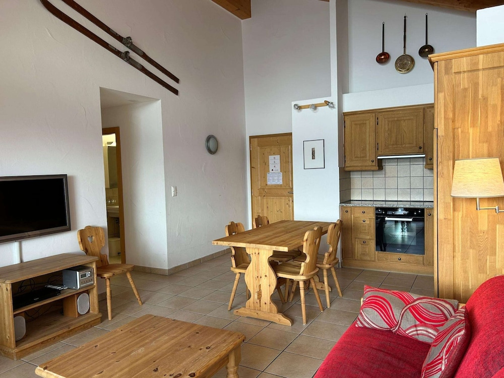 Pleasant Apartment With Balcony