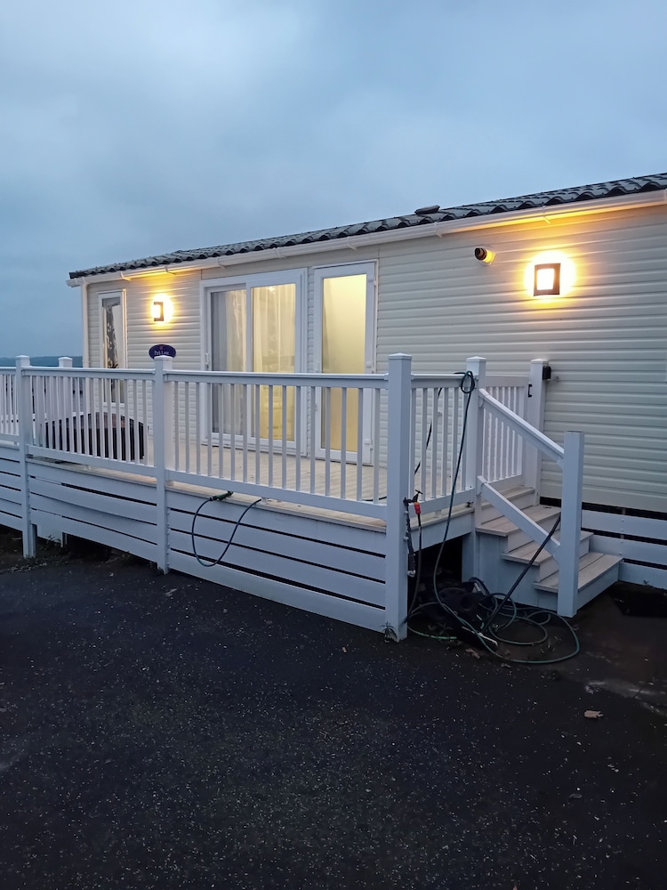 Newquay Haven Caravan 42x14 With Ocean Views