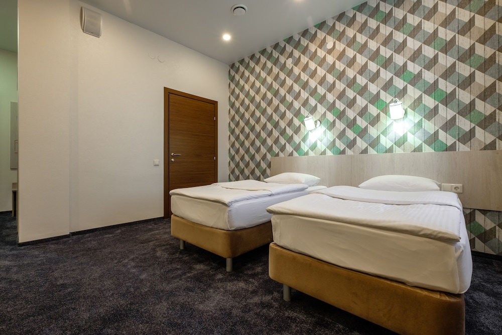 Komatek Hotel